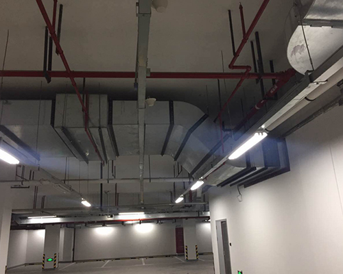 元中大厦停下停车场