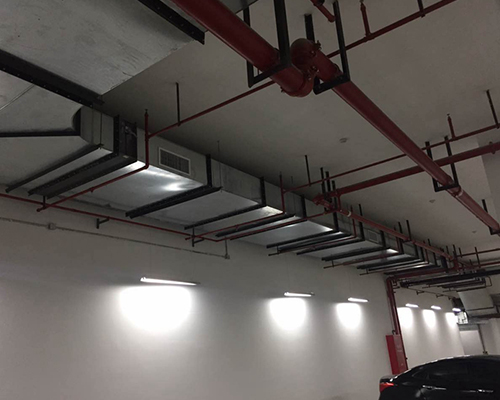 元中大厦停下停车场